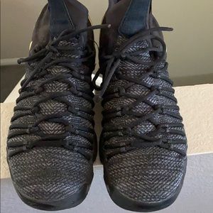 Men’s KD9 sneakers